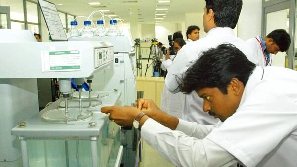 dr-reddy’s-laboratories-share-price-in-focus-on-otc-brands-acquisition-outside-the-us