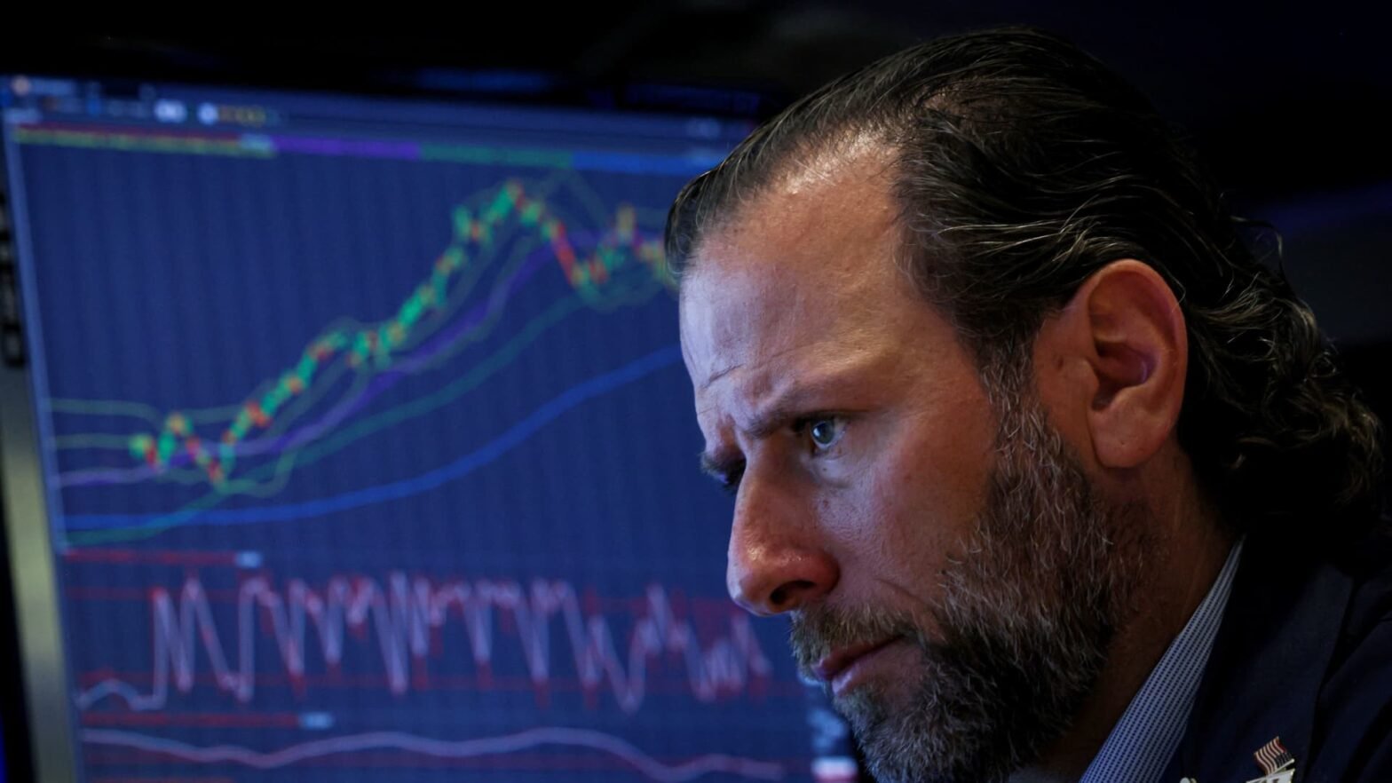 chart-analysts-say-‘something-is-not-right’-with-stock-market,-grow-increasingly-worried