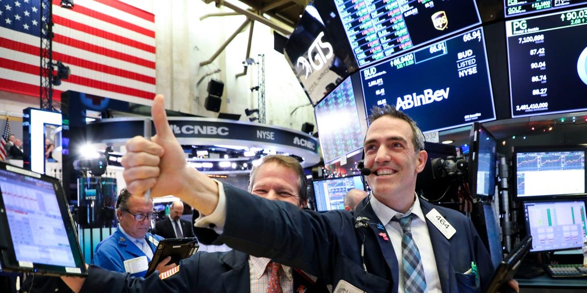 stock-market-today:-indexes-rise-as-traders-cheer-cooler-pce-inflation