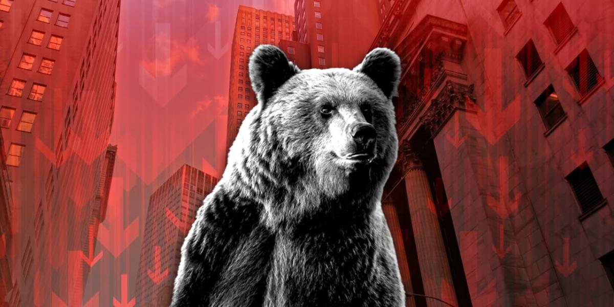 stocks-will-fall-30%-as-the-us.-economy-heads-for-a-painful-recession,-strategist-says