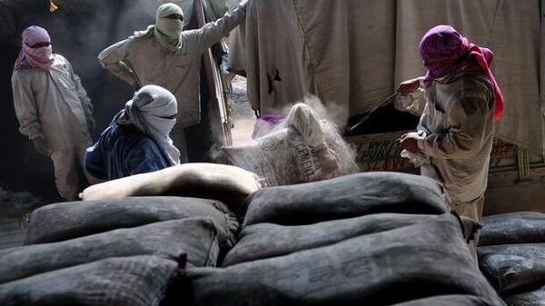 India Cements shares are rising as UltraTech Cement board has approved stake buying in India Cements Limited, say experts. (Photo: Mint)