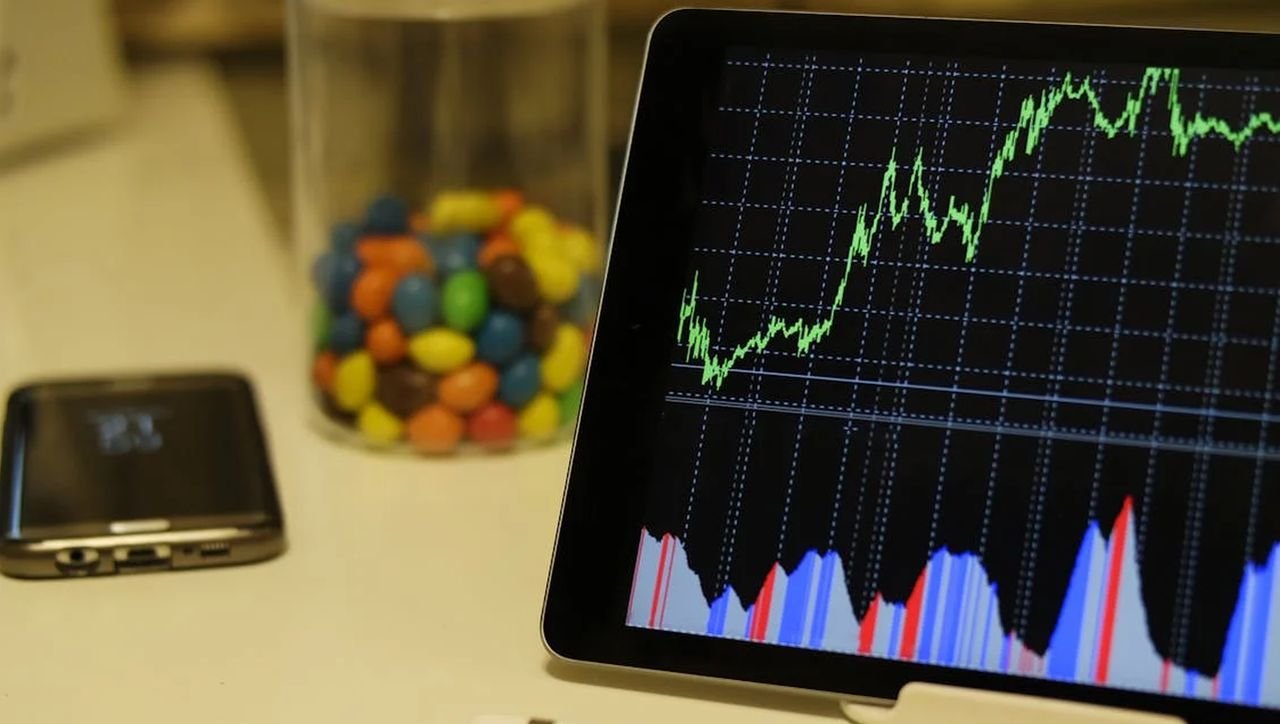 Berkshire Hathaway shares fall 99% after technical glitch shows 'incorrect readings'