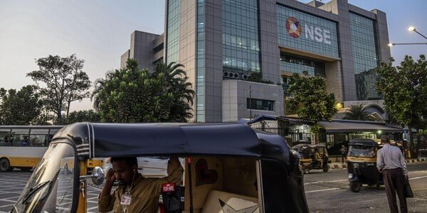 stock-market-live:-gift-nifty-indicates-flat-open-for-sensex,-nifty;-asian-mkts-mixed