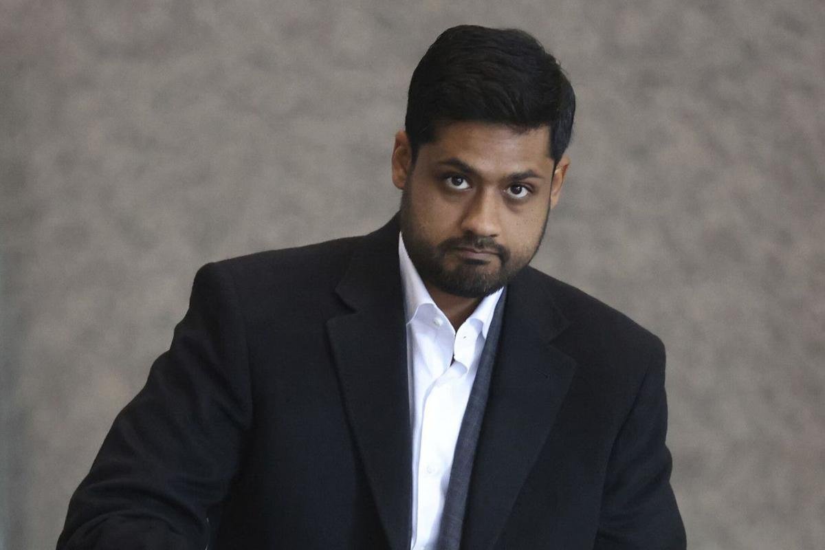 ex-billionaire-gets-7-1/2-year-sentence-for-defrauding-investors-goldman,-google