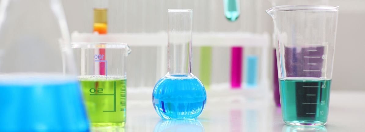 ppg-industries,-inc.’s-(nyse:ppg)-stock-has-shown-weakness-lately-but-financial-prospects-look-decent:-is-the-market-wrong?