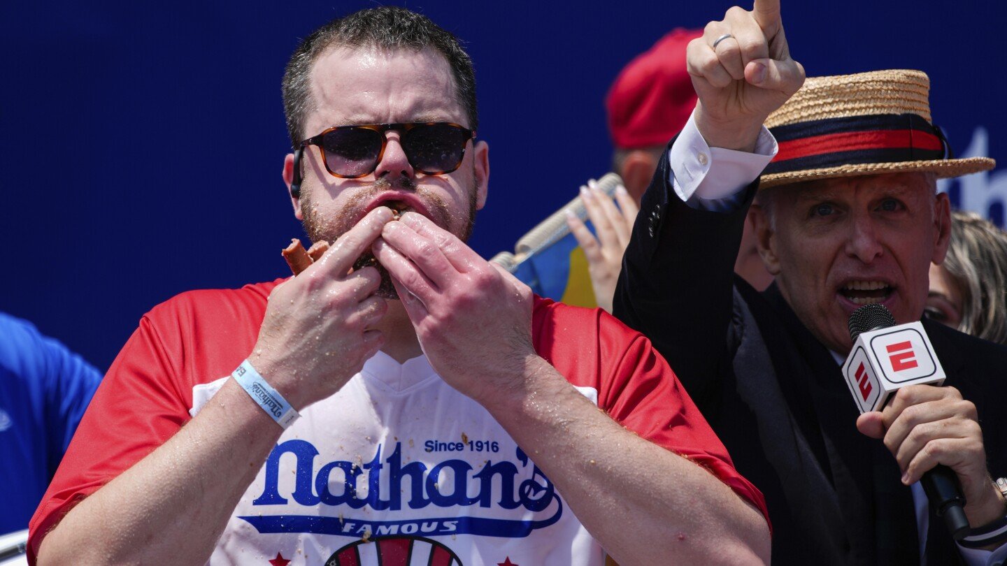 nathan’s-famous-independence-day-hot-dog-contest-set-for-nyc-—-minus-its-usual-muncher