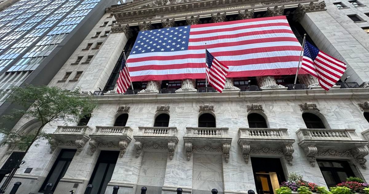 stock-market-today:-wall-street’s-scorching-rally-sets-more-records-as-hopes-rise-for-rate-cuts