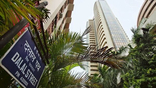 latest-market-news-today-live-updates-july-6,-2024:-sovereign-funds-flock-to-india-with-billion-dollar-moneybags-even-as-fiis,-pes-remain-wary