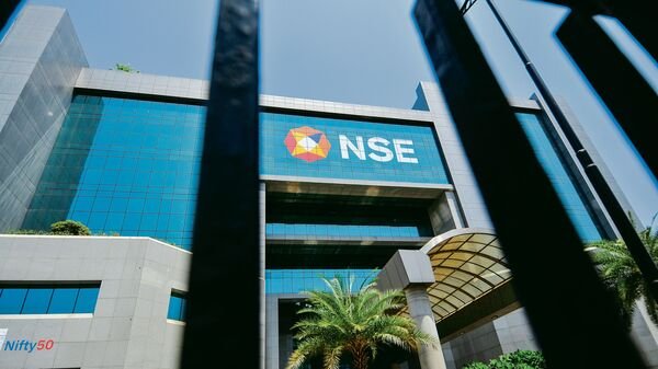 latest-market-news-today-live-updates-july-8,-2024:-stock-market-today:-bandhan-bank,-gnfc,-piramal-enterprises-among-6-stocks-in-f&o-ban-list-on-july-8