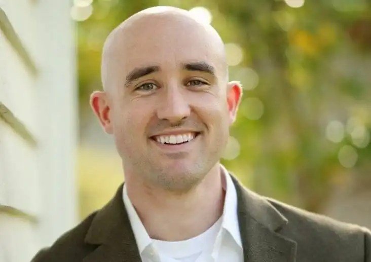 ask-an-advisor:-i’m-converting-$700k-to-a-roth-to-avoid-upcoming-rmds,-but-i’m-getting-conflicting-info-about-having-to-wait-five-years.-what’s-allowed?