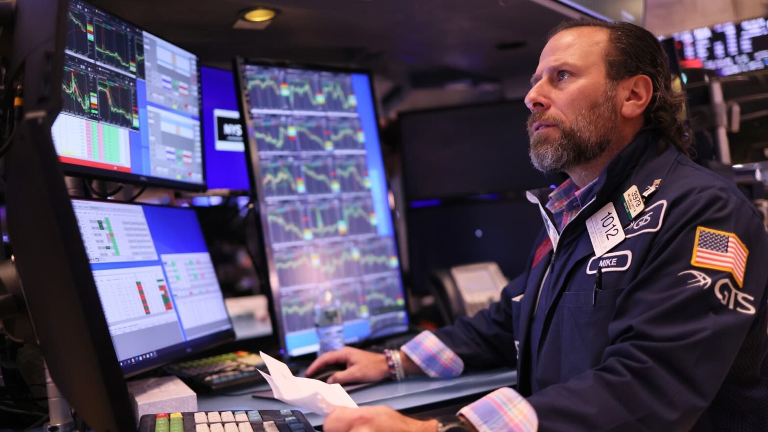 monday’s-analyst-calls:-nvidia-gets-a-price-target-increase,-jpmorgan-chase-is-downgraded