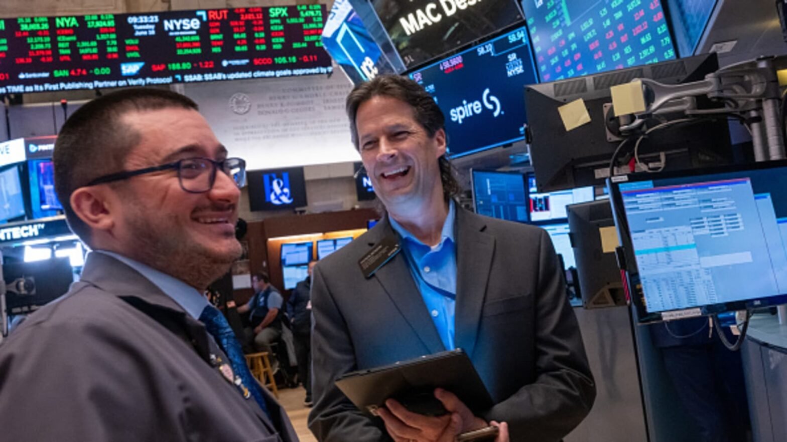 we’re-trimming-two-tech-stocks-to-lock-in-massive-gains-of-150%-and-94%