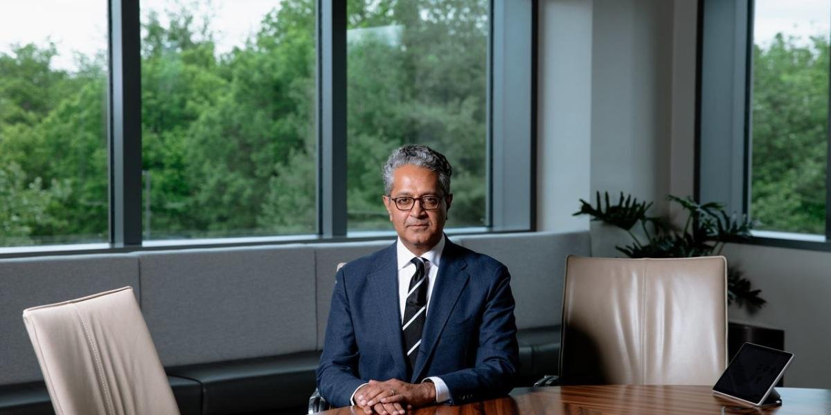 vanguard’s-die-hard-customers-have-a-message-for-new-ceo:-‘the-service-is-abysmal’