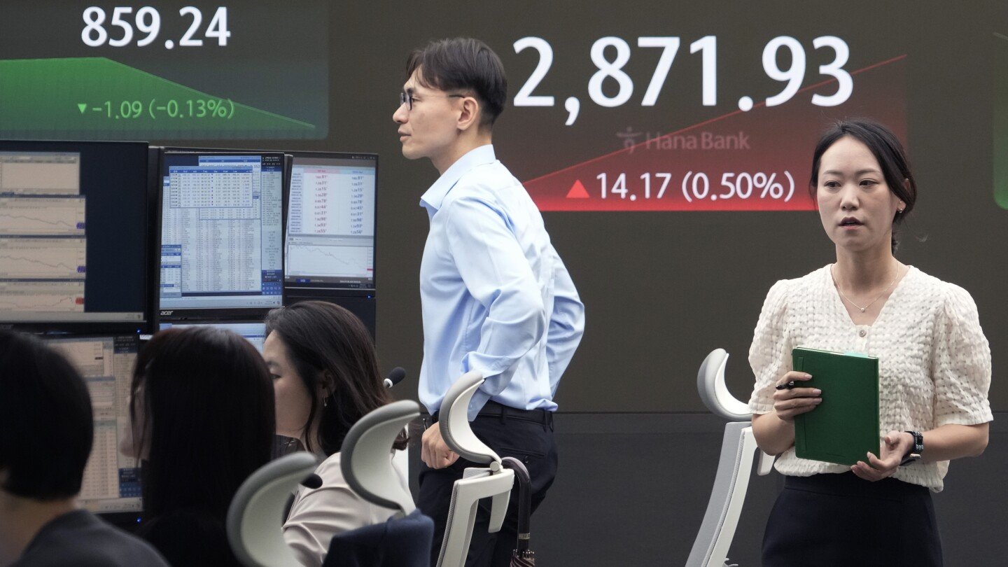 stock-market-today:-japan’s-nikkei-225-index-logs-record-close,-as-markets-track-rally-on-wall-st