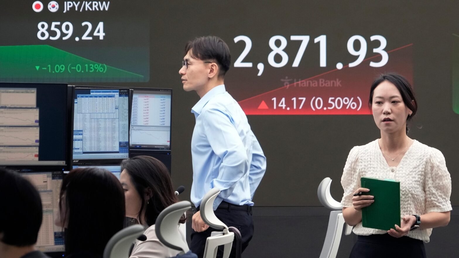 stock-market-today:-japan’s-nikkei-225-index-logs-record-close,-as-markets-track-rally-on-wall-st