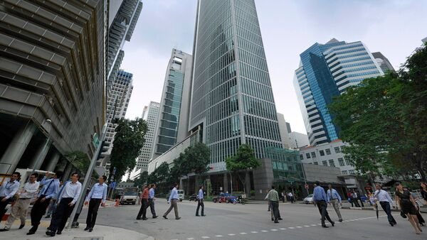 singapore-stock-benchmark-heads-for-six-year-high-since-june-2018-on-earnings-hopes