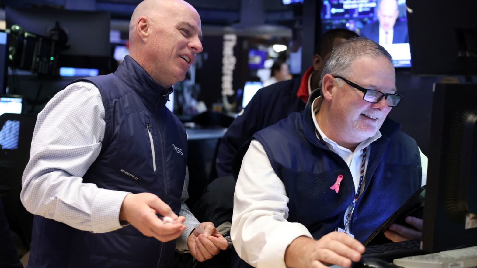 wednesday’s-analyst-calls:-eli-lilly-gets-a-price-target-increase,-goldman-sees-tesla-decline