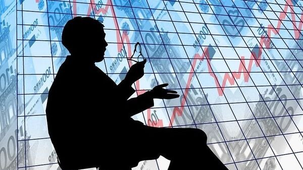 multibagger-stock:-supreme-power-equipment-share-price-jumps-235%-in-6-months;-should-you-buy-or-avoid-the-stock?