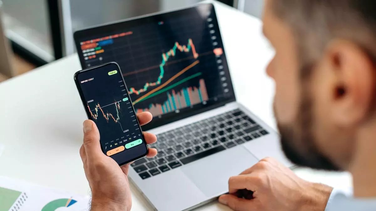 stock-market-highlights-11th-july-2024:-sensex,-nifty-settle-shade-lower-on-profit-taking-ahead-of-the-release-of-key-financial-results