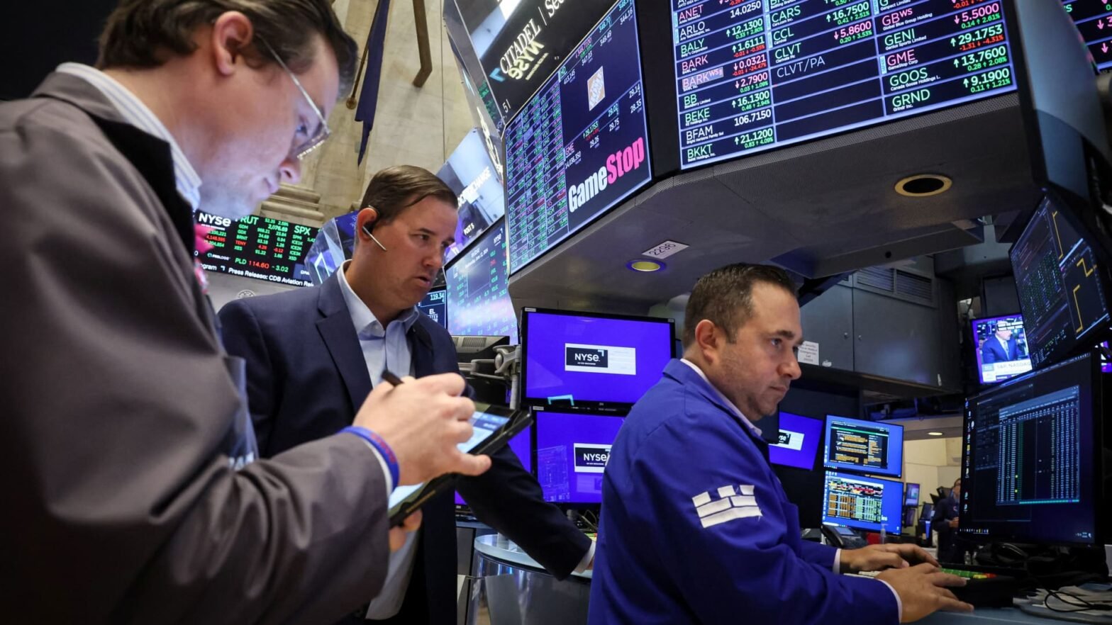 momentum-rules-the-market-this-summer,-but-let-the-buyer-beware