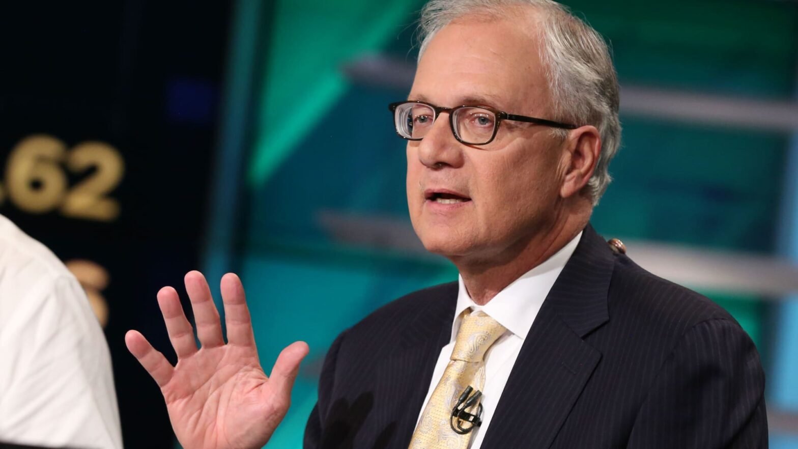 ed-yardeni-raises-s&p-forecast,-says-‘roaring-2020s’-happening-even-faster-than-he-expected