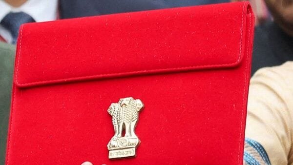 budget-2024:-experts-unveil-this-stock-market-strategy-for-intraday-trading