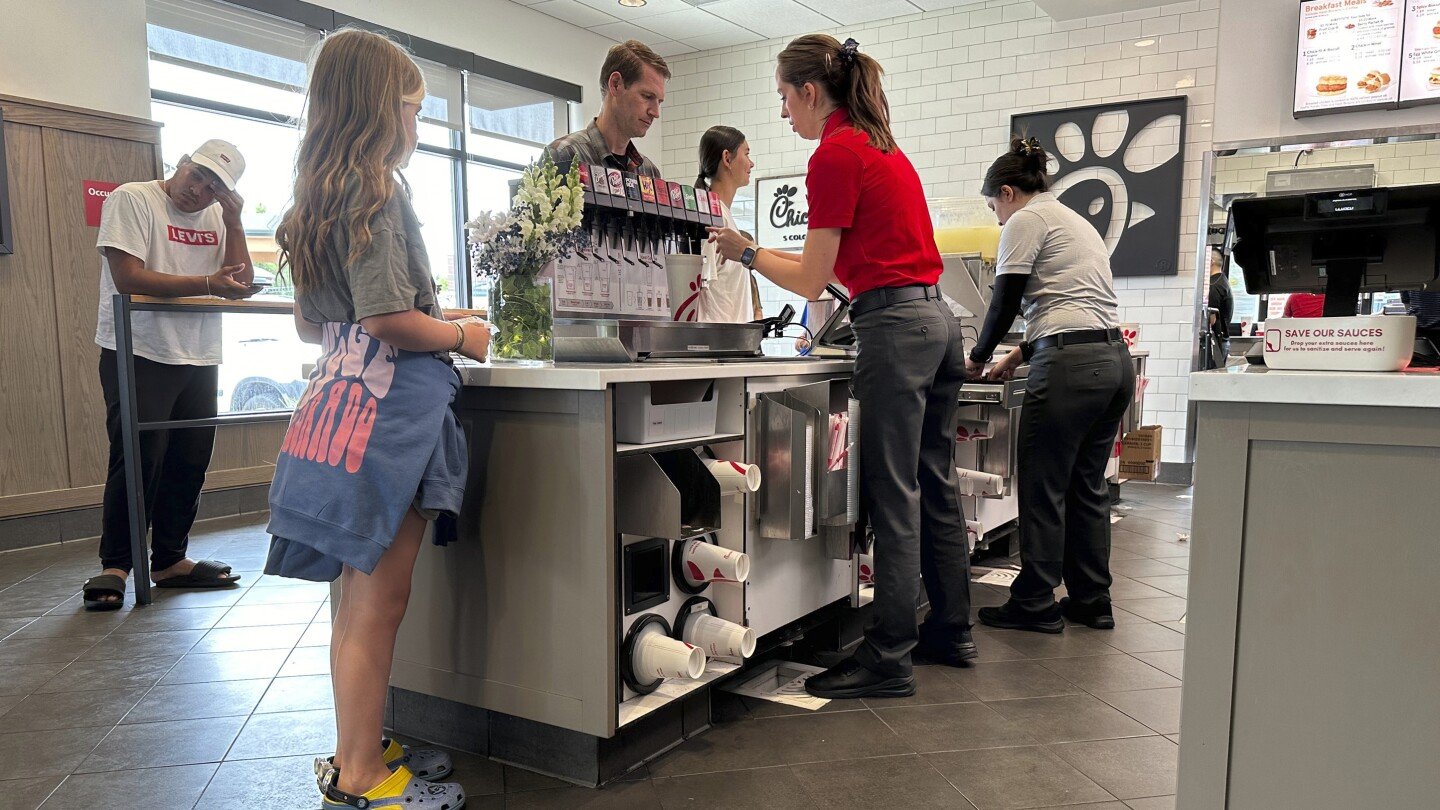 us-inflation-cools-again,-potentially-paving-way-for-fed-to-cut-interest-rates-soon