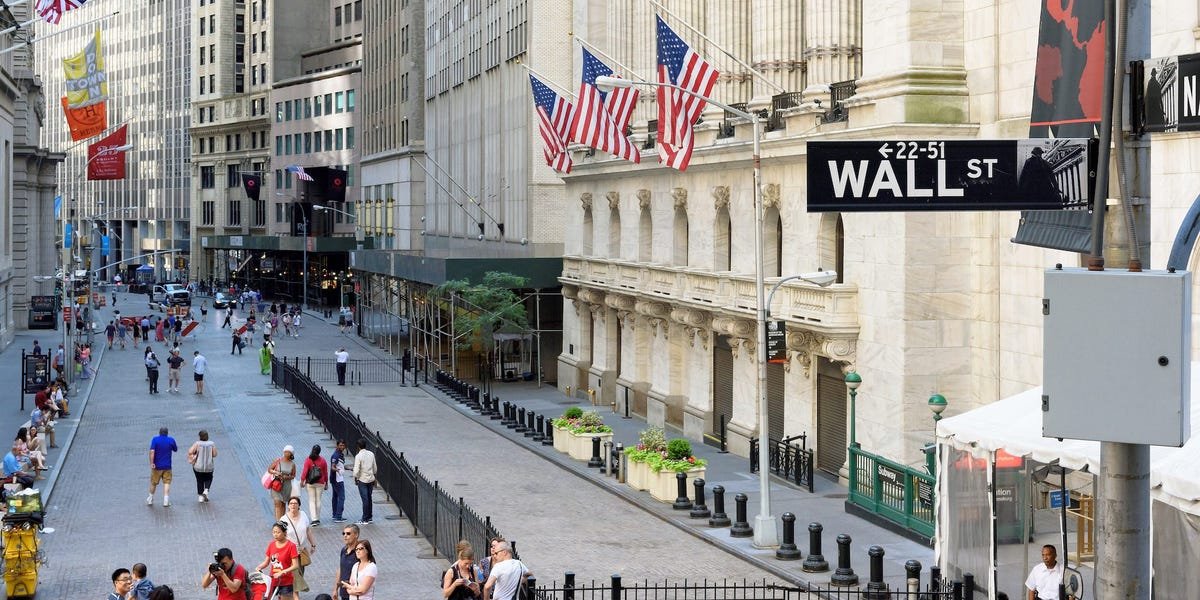 stock-market-today:-indexes-edge-higher-as-traders-digest-fresh-inflation-data-and-bank-earnings