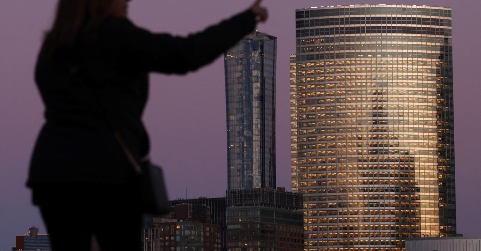 goldman-sachs-profit-jumps-on-robust-debt-underwriting,-fixed-income-trading