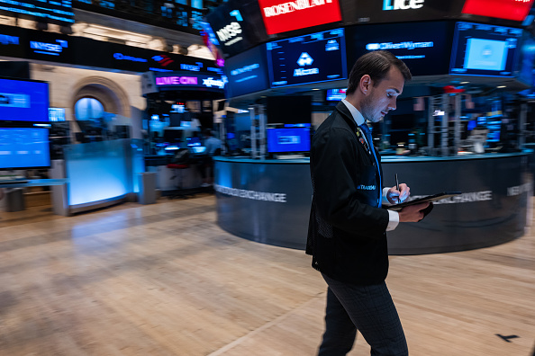 stock-market-news-today:-nasdaq-slides-1%-as-rotation-out-of-tech-continues-(sp500)