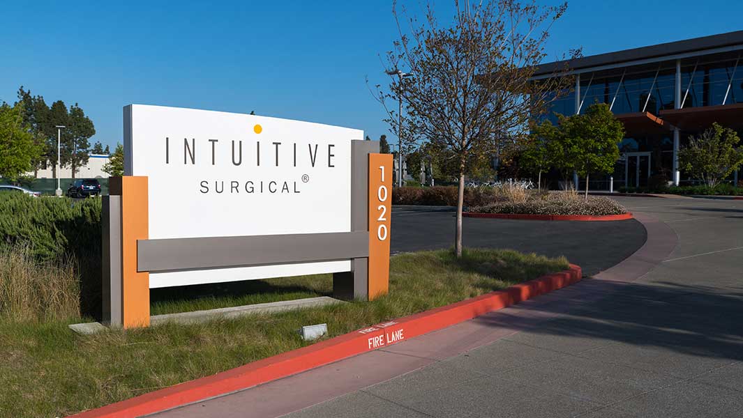 intuitive-surgical-surges-after-robotics-giant-blows-profit-forecasts-out-of-the-water
