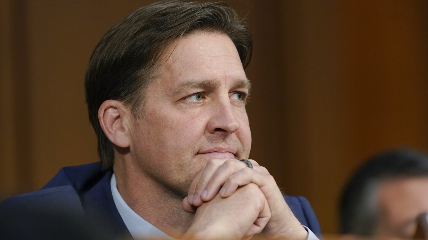 university-of-florida-president-ben-sasse-is-resigning-after-his-wife-was-diagnosed-with-epilepsy