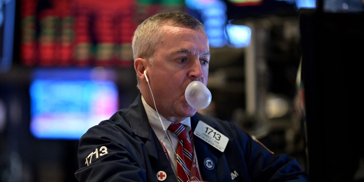 don’t-bet-on-the-stock-market-rotation-as-small-caps-historically-suffer-when-rates-come-down,-barclays-says