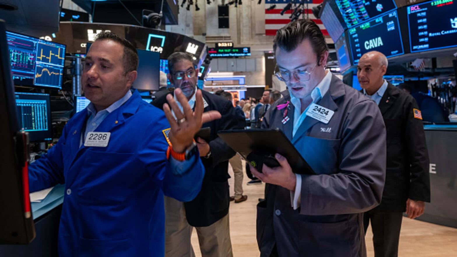 s&p-500-futures-tick-higher-sunday-night-after-worst-week-since-april:-live-updates