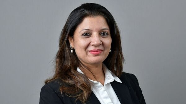 buy-or-sell:-vaishali-parekh-recommends-three-stocks-to-buy-today-—-july-22