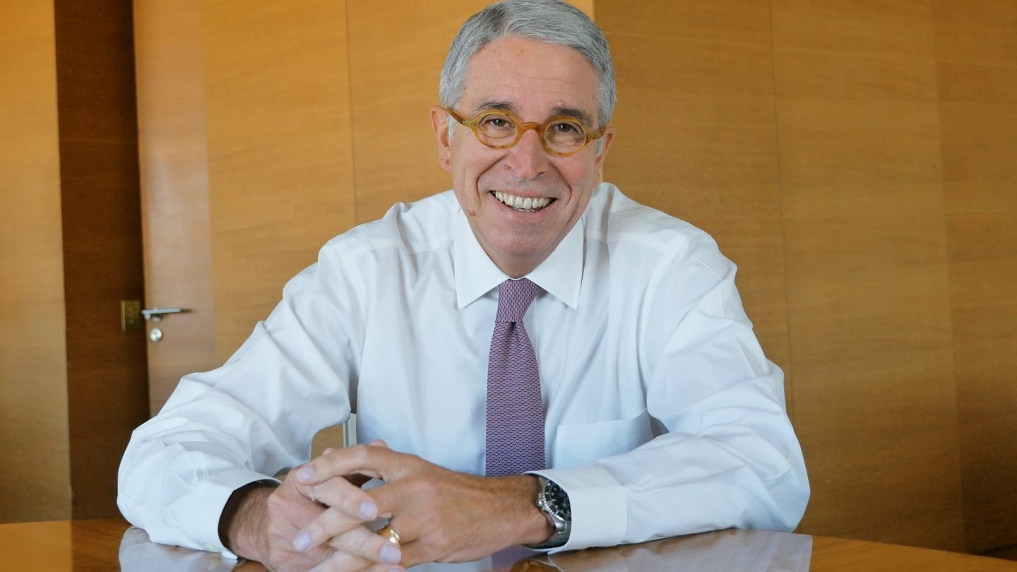 vivendi-eyes-canal+-stock-market-listing-in-london-as-part-of-split-into-four-companies