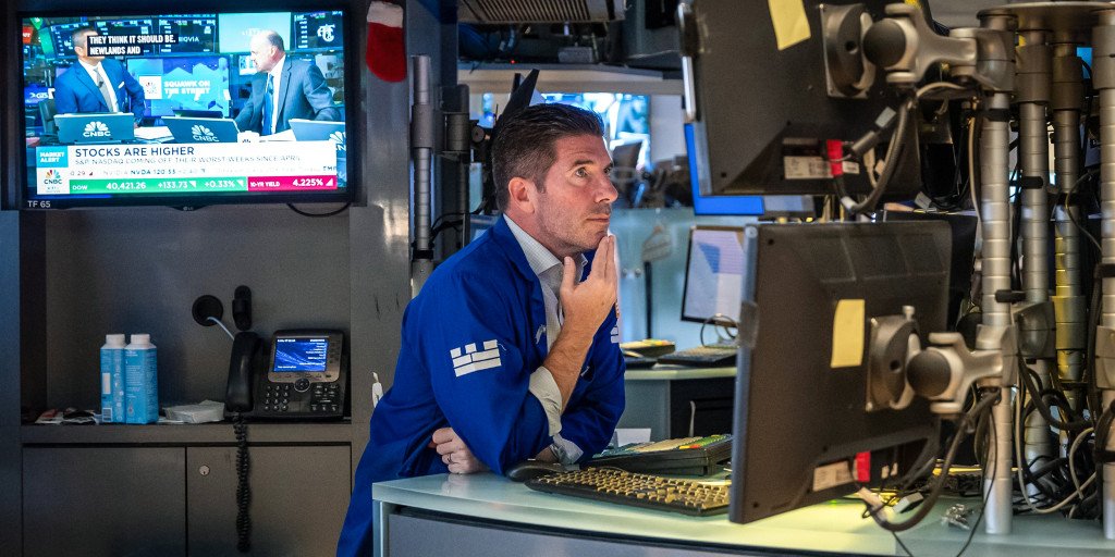 stock-market-sees-worst-day-since-2022-as-tesla,-google-parent-alphabet-sink