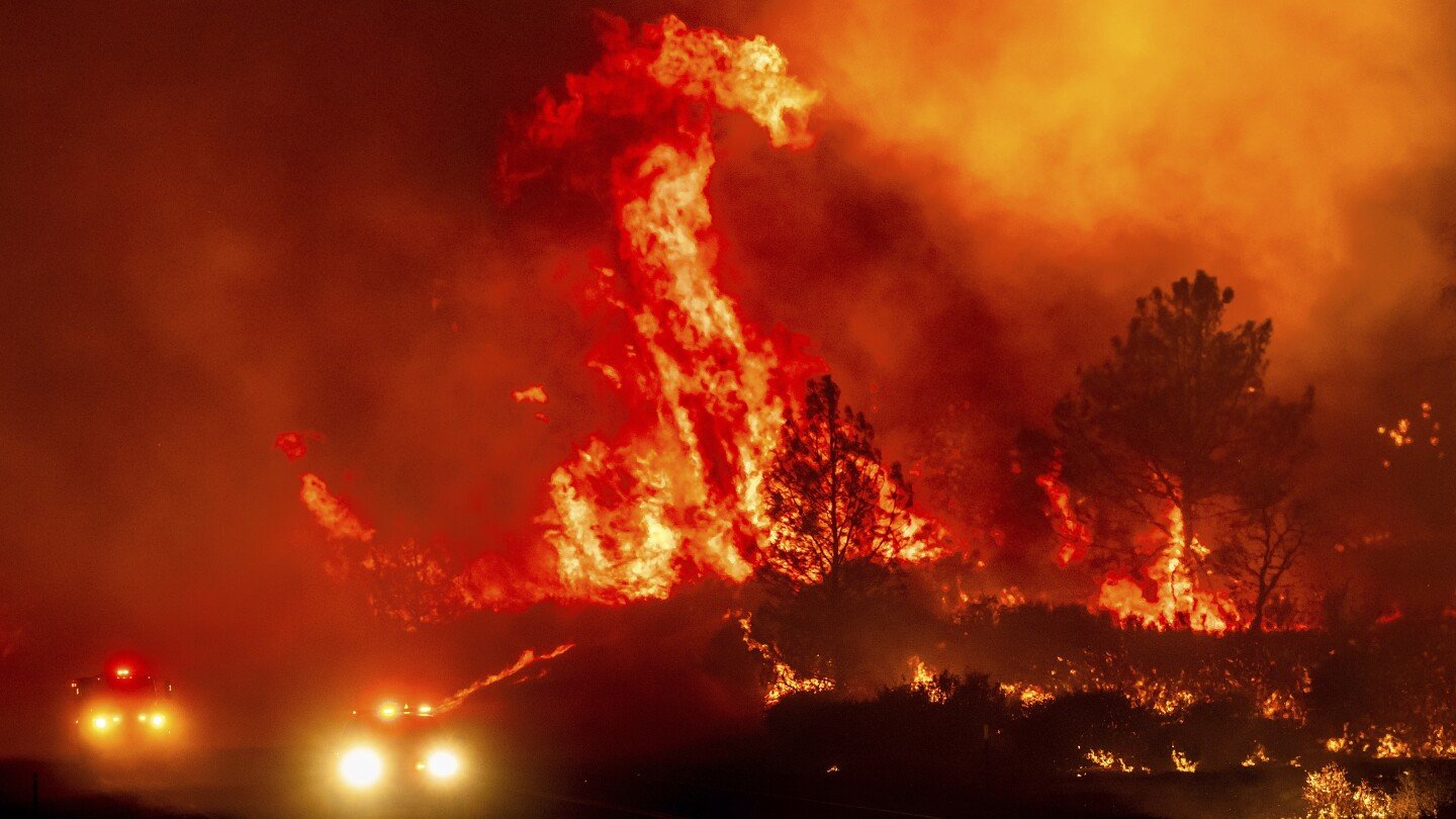 california’s-largest-wildfire-explodes-in-size-as-fires-rage-across-us-west