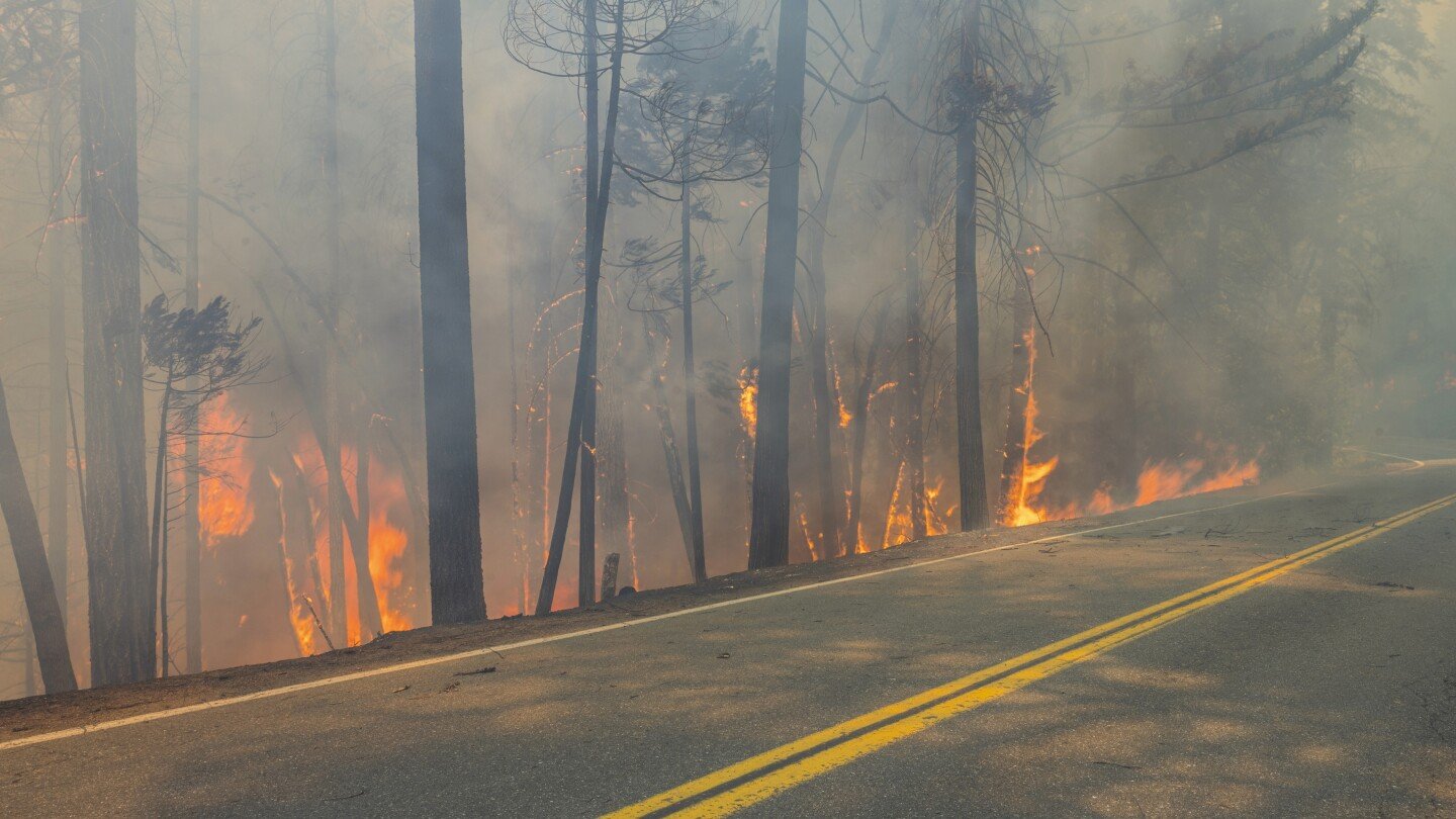 thousands-battle-western-wildfires-as-smoke-puts-millions-under-air-quality-alerts
