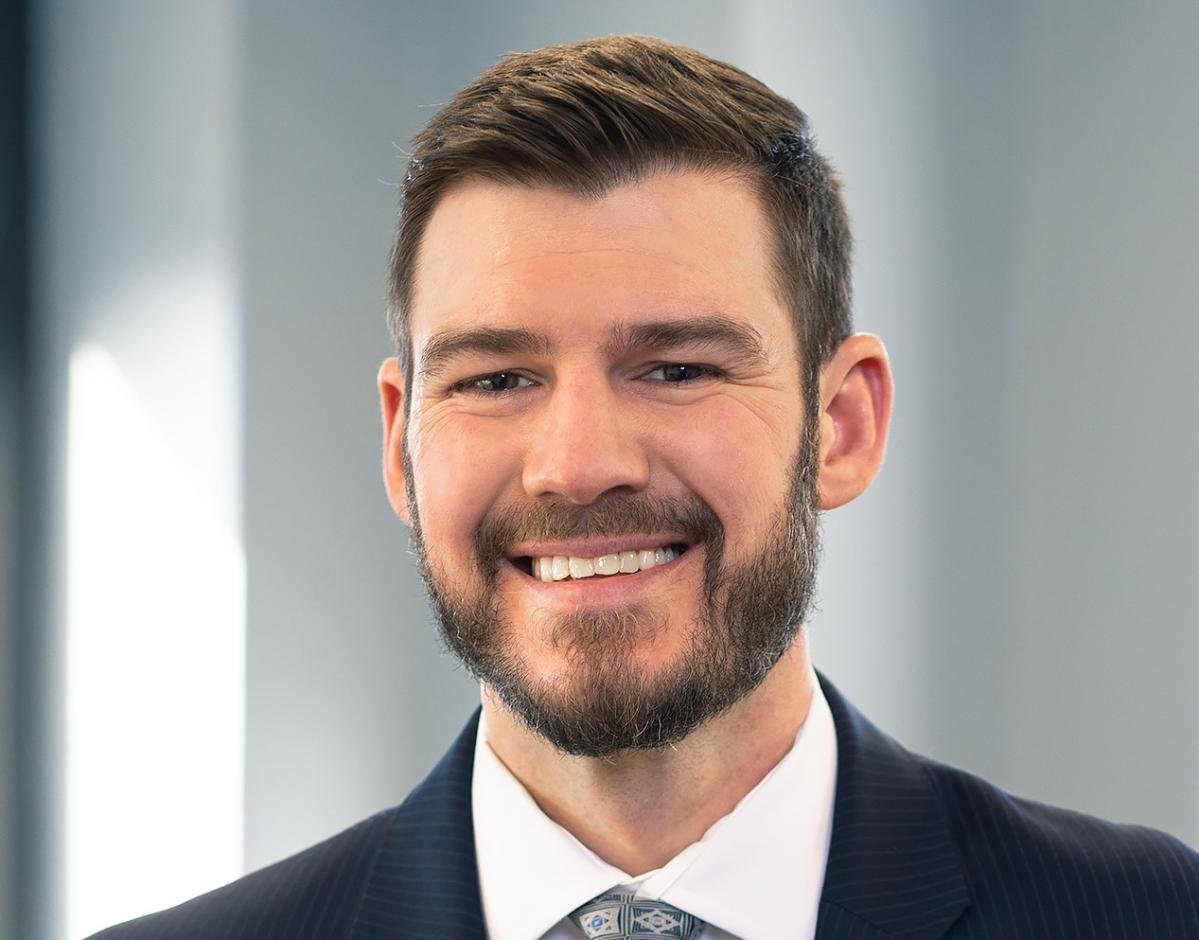 ask-an-advisor:-my-advisor-charges-a-2%-but-doesn’t-provide-tax-advice-for-my-$850k-portfolio.-am-i-paying-too-much?