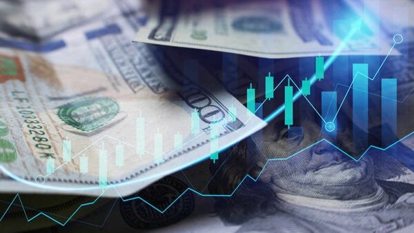 In almost every bull run, stock momentum lures in investors at the worst moment.