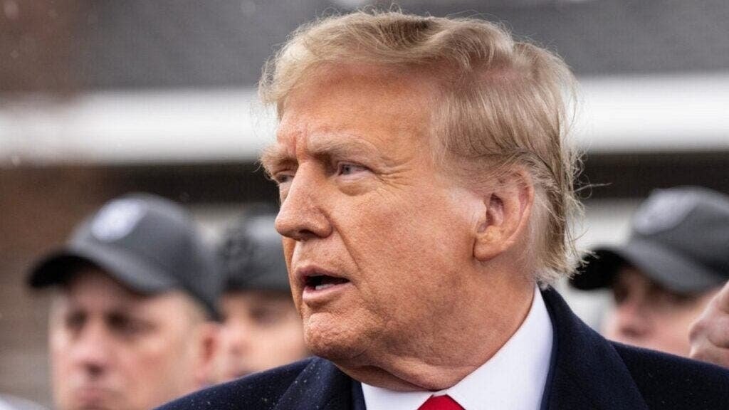 researchers-identify-‘trump-dump’-effect:-ex-president-is-already-causing-deep-stock-losses-in-companies-and-industries-he-targets