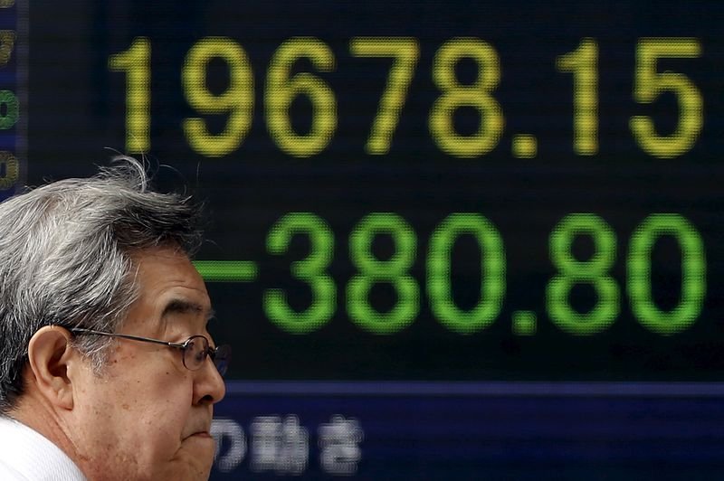 asian-stocks-slump-on-growth-concerns;-nikkei-hits-6-mth-low-in-post-boj-rout-by-investing.com