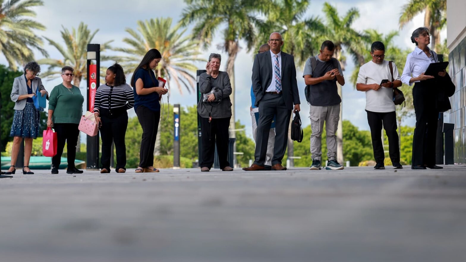 5-things-to-know-before-the-stock-market-opens-friday