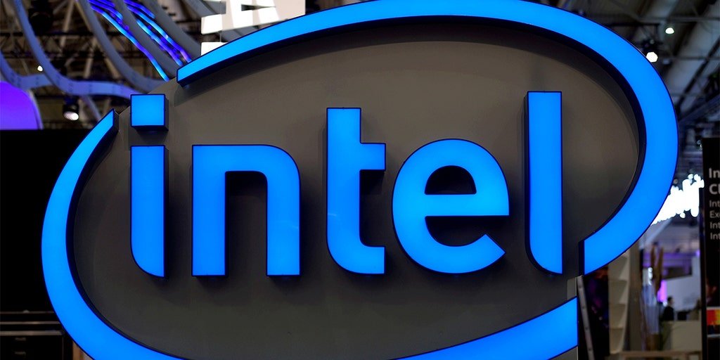 intel-shares-sink-with-15%-of-workforce-getting-axed,-suspends-dividend