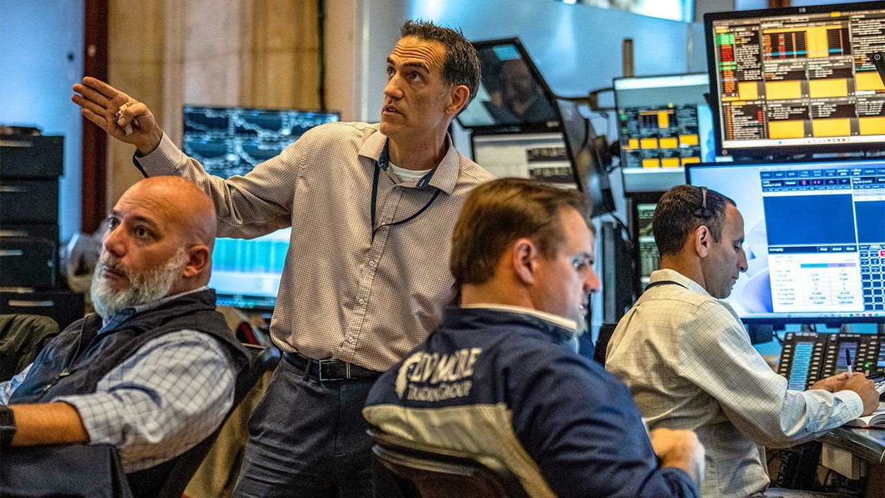 why-fear-is-sweeping-markets-everywhere