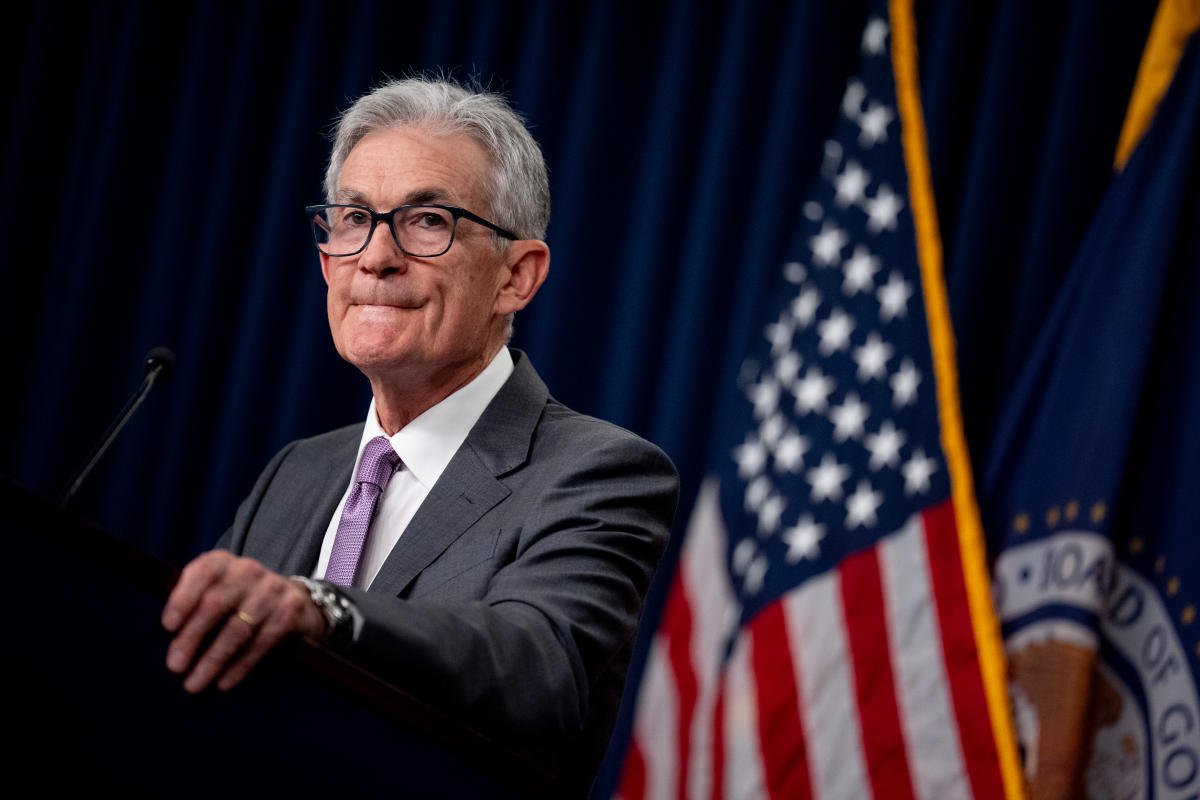 stocks-still-have-the-same-problem-after-a-wild-monday-in-markets:-morning-brief