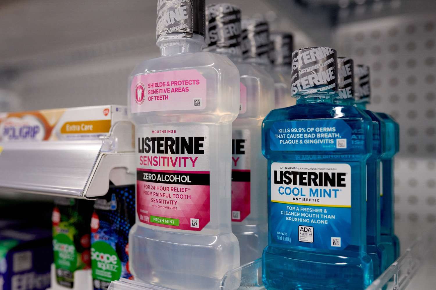 top-stock-movers-now:-kenvue,-uber,-palantir,-and-more