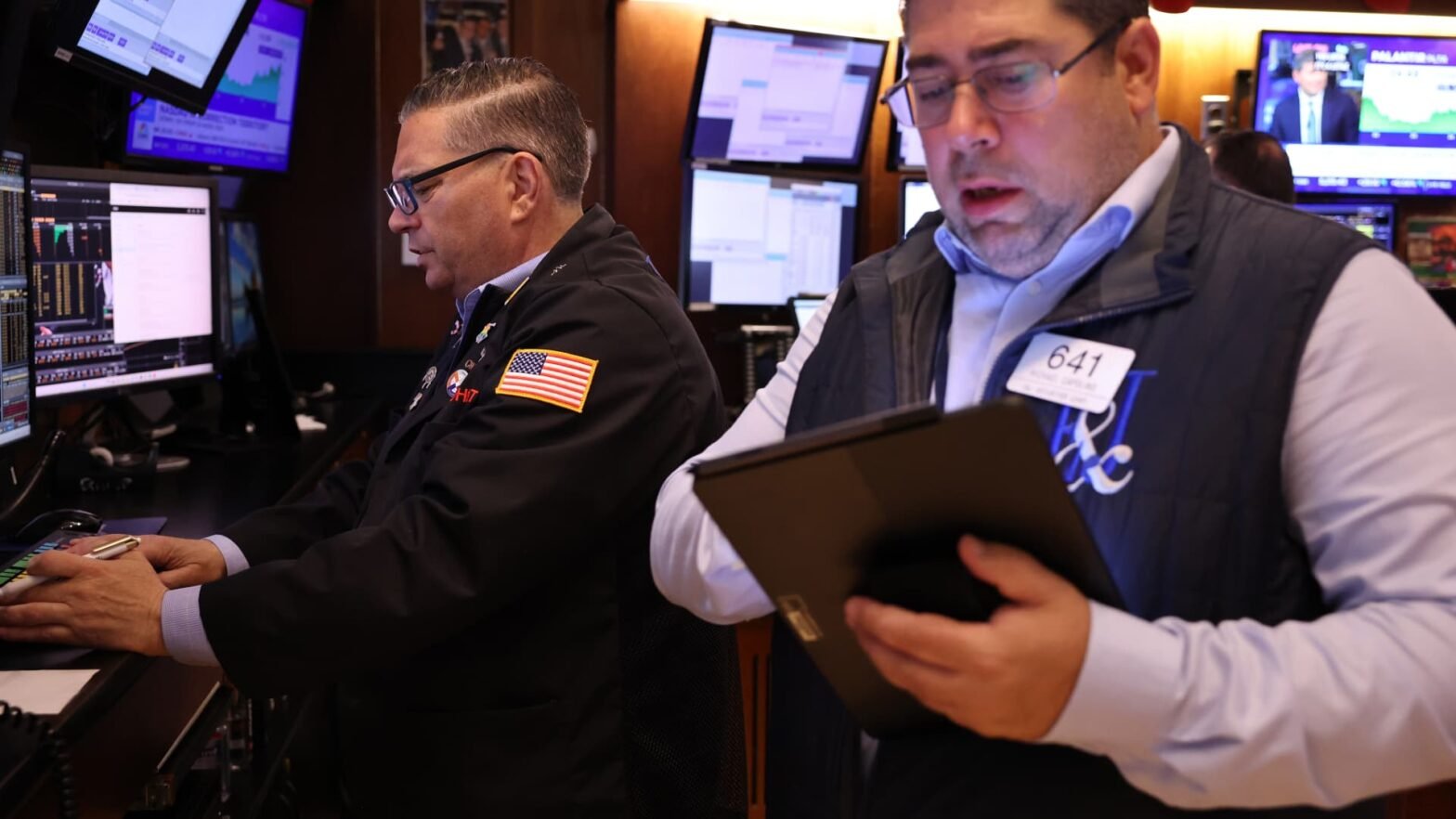 how-top-investors-are-dealing-with-market-volatility:-piper-sees-eventual-new-s&p-high-this-year