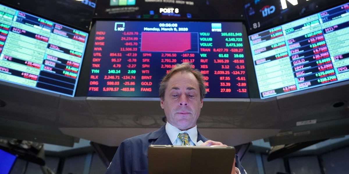 stock-market-today:-indexes-close-lower-as-comeback-rally-loses-momentum